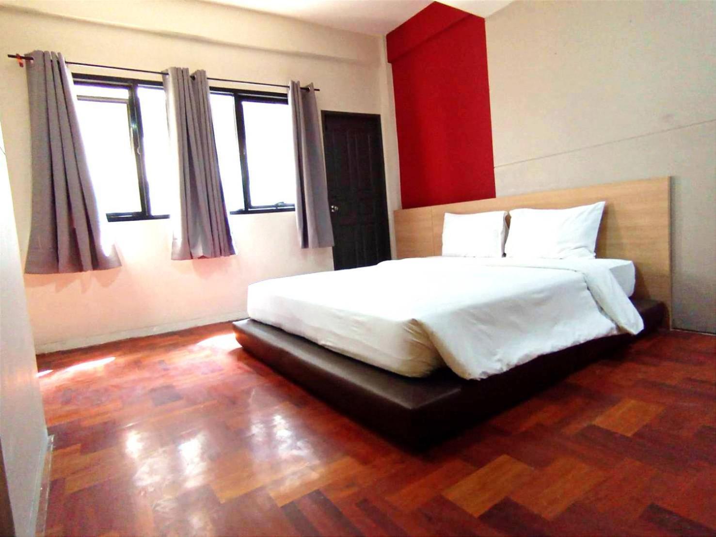Go Inn Silom - Bts Saint Louis 방콕 외부 사진