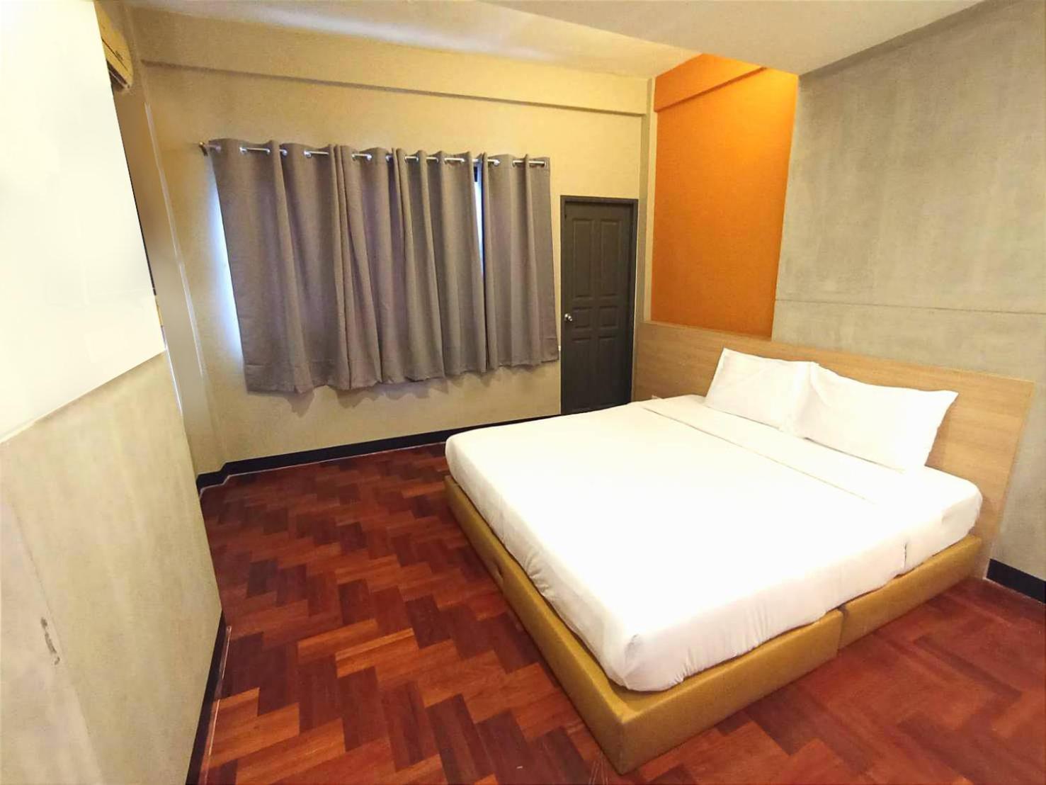 Go Inn Silom - Bts Saint Louis 방콕 외부 사진